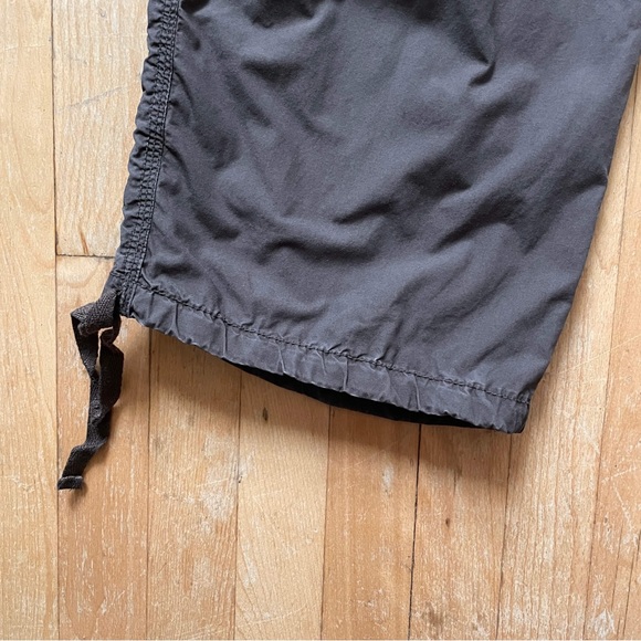 Y2K Dark Grey Cotton Cargo Capris Size 13 XL - Picture 5 of 6